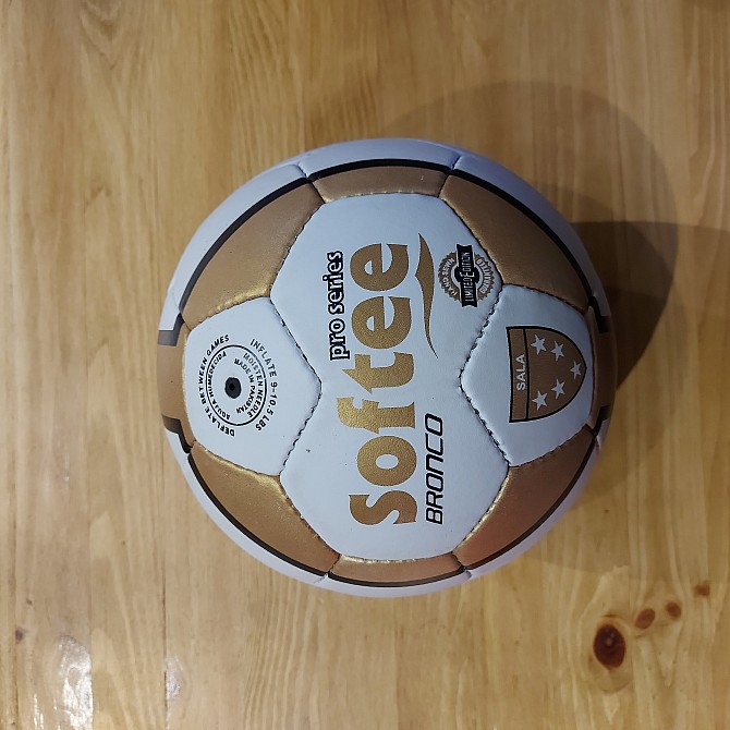 Оригинальный футзальный мяч "Softee" Bronco для мини-футбола. Size 4. - изображение 1