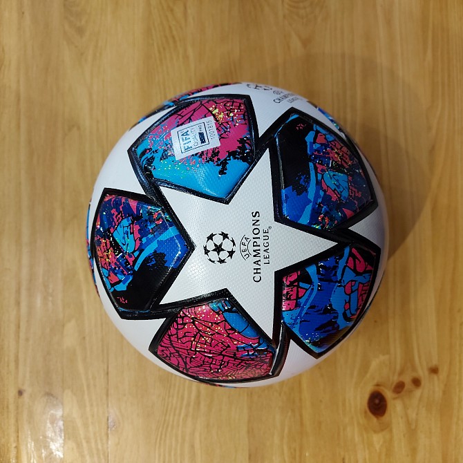 Профессиональный Футбольный Мяч Champions League Adidas. Оригинальный - изображение 1