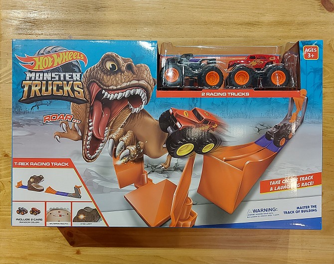 Трек Hot wheels Monster Trucks. T-Rex Track. Атака динозавра. Хот вилс - изображение 1