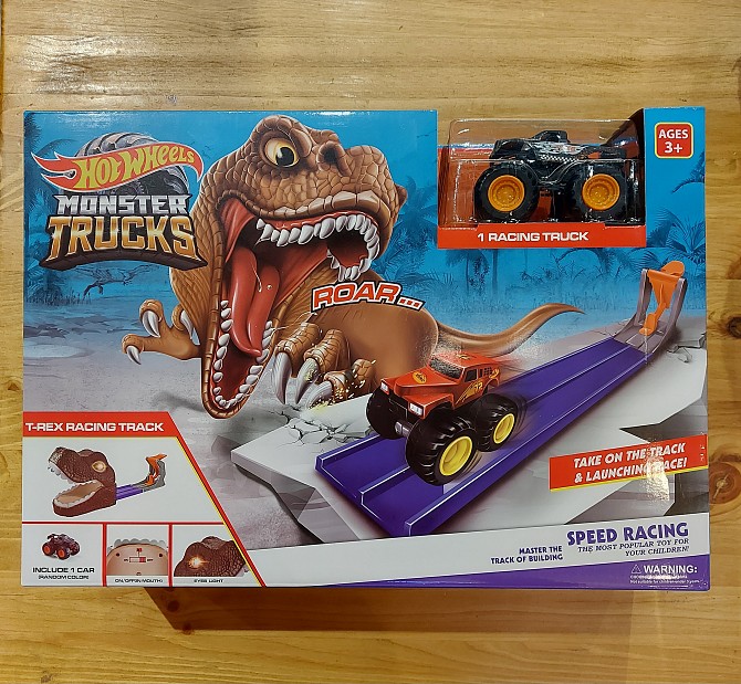 Трек "Hot wheels" Monster Trucks T-Rex Racing Track. Атака динозавра. - изображение 1
