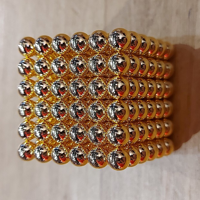 Neocube - Магнитный Неокуб. 216 шариков - золотого цвета. Подарок. - изображение 1