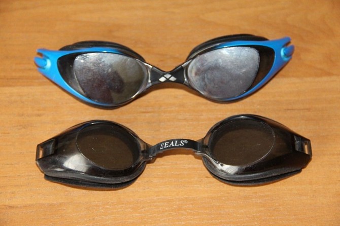 Фирменные очки для плавания SEALS и Arena без ремешков - изображение 1