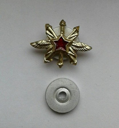 Эмблема войск связи на петлицы кителей, шинелей солдат и офицеров СССР - изображение 1