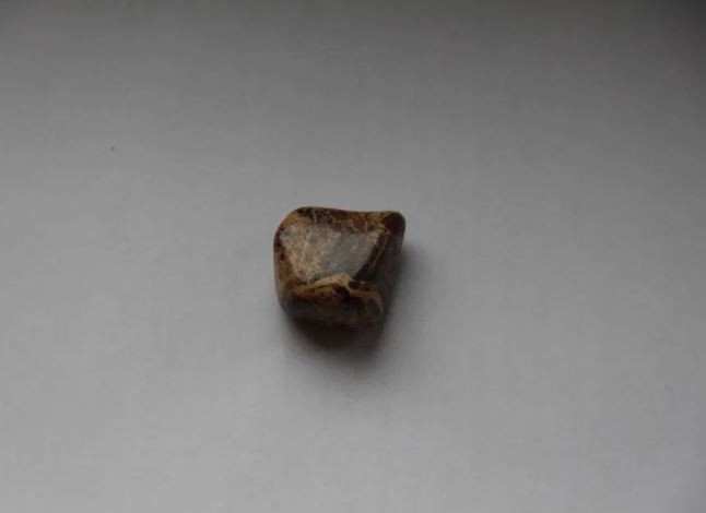 Камень "яшма ягуаровая" для коллекции - изображение 1