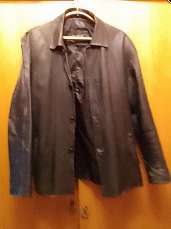 Куртка мужская из натуральной кожи. (нужен ремонт плеча)р.52-54 - изображение 1